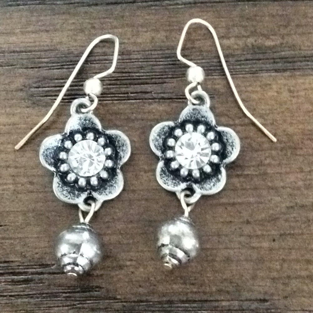 Flower earrings